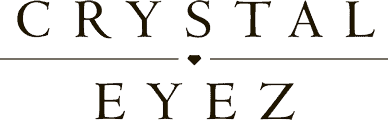 crystal eyez logo Logo de la marque CRYSTAL EYEZ en majuscules noires avec une typographie en serif fin et une ligne avec en son centre un diamant qui séparent les deux mots