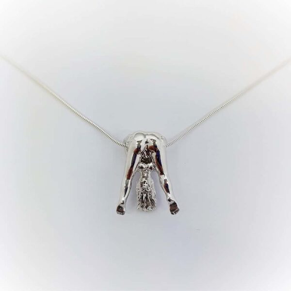 ROSEBUDS NECKLACE FLEXIBLE GIRL 01