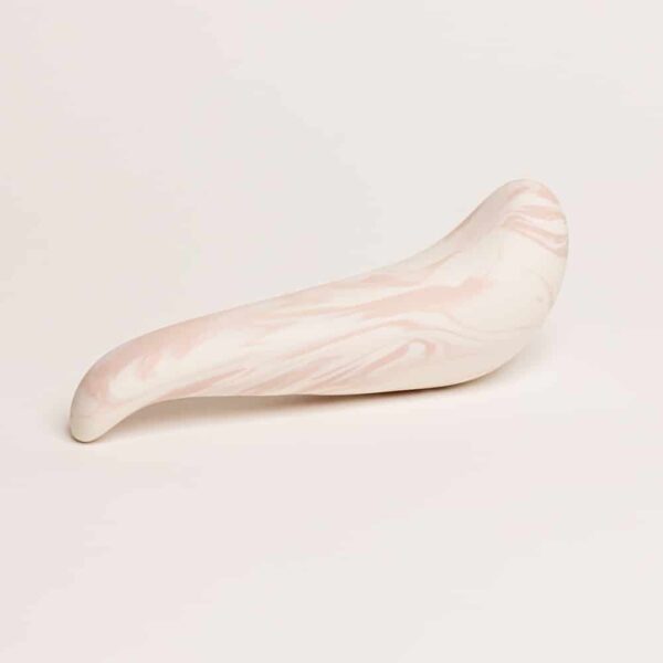 Adele Brydges - Spur Rose & Leder-Clutch The spur dick auf der Oberseite und dünner Spitze, ist es aus Porzellan in der Farbe rosa und weiß von Adeles brydges bei brigade mondaine