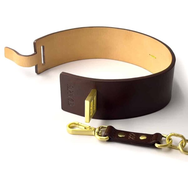 SPNKD - Collier et Laisse Cherish Chocolat Or Gros choker de la marque SPNKD couleur chocolat aux finitions 24 carats