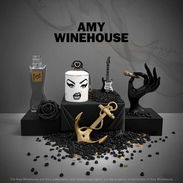 LDC - Amy Winehouse Bougie Parfumée Bougie parfumé avec visage de Amy Winehouse, abstrait noir et blanc