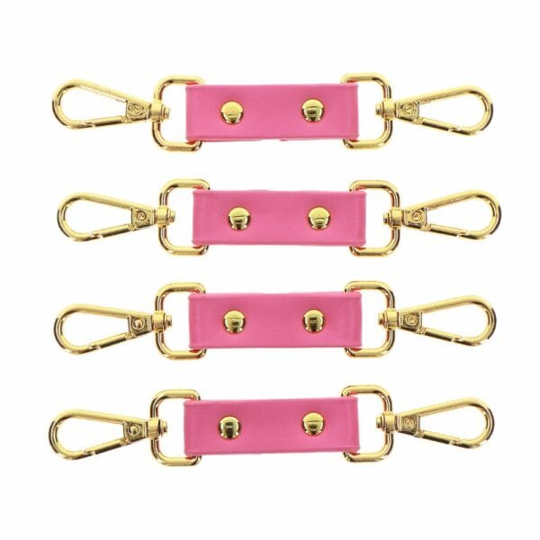 Packshot на белом фоне Girly ограничения от Brigade Mondaine.