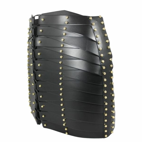 UNA BURKE - Falda de cuero con cordones Packshot sobre fondo blanco de la falda de tirantes con cordones de cuero negro de Una Burke.