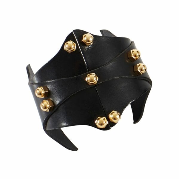 UNA BURKE - Horizontal Cuff Bracelet Noir Packshot sur fond blanc de la menotte horizontale en cuir noir de Una Burke.