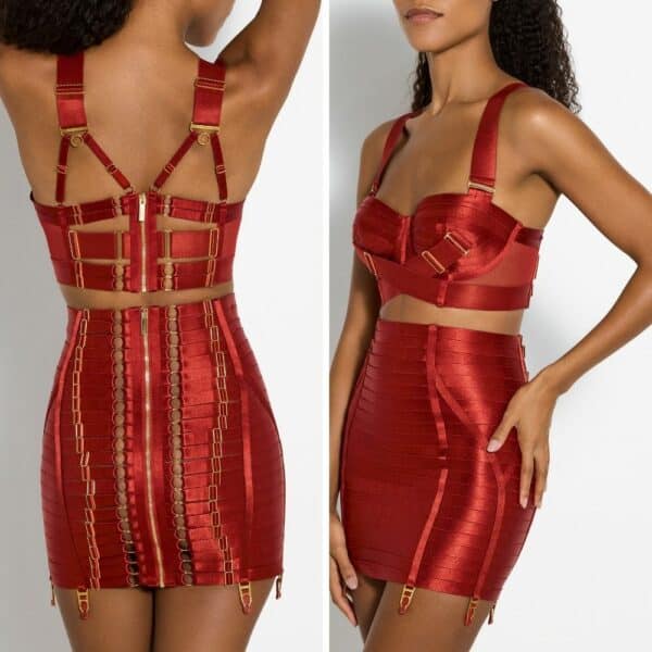 BORDELLE FIRMAS ROJO QUEMADO (10) Foto de una mujer de espaldas y de tres cuartos con un sujetador tipo bustier y una falda lápiz de cintura alta de color rojo