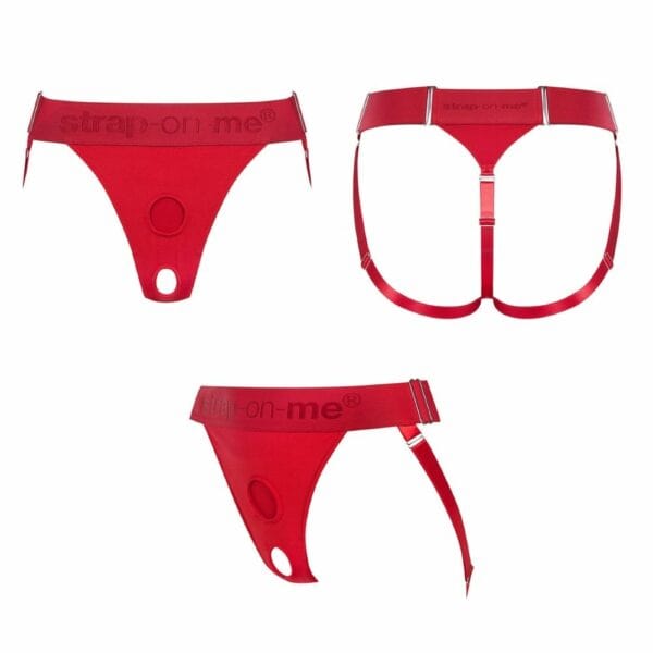 STRAP-ON-ME - Упряжь для белья Unique Red Слинг Unique lingerie обнимает ваши изгибы и обеспечивает оптимальную поддержку. Разработанный для размещения фаллоимитатора или страпона, он гарантирует полный комфорт благодаря регулируемому поясу и лямкам.