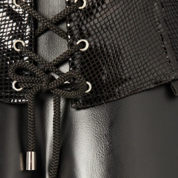 Photo Packshot Corset Cuir Vache Embossé Noir Serpens