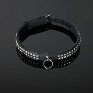 Packshot Bondage Chocker Piel de nobuck negra con cristales y anilla metálica