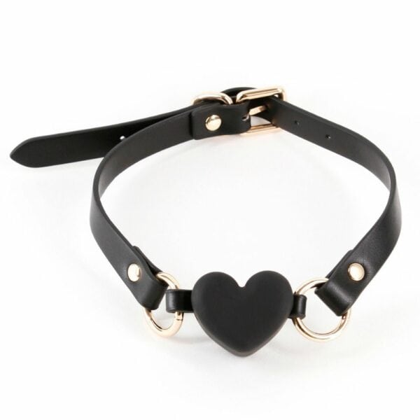 Bâillon Gag Forme Coeur en Silicone Noir en Simili cuir Détails en Métal sans nickel
