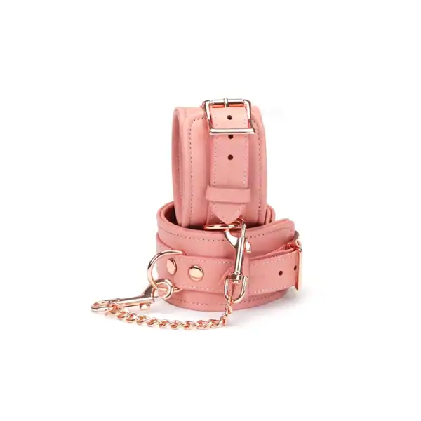 Packshot Pink Leather Wristcuffs with Pink Gold Chain