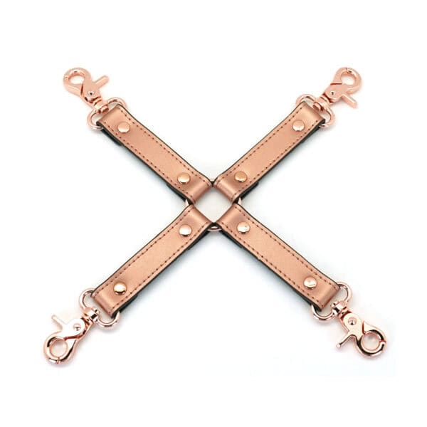 Hogtie aus Rindsleder Rose Gold Metall Details Rose Gold