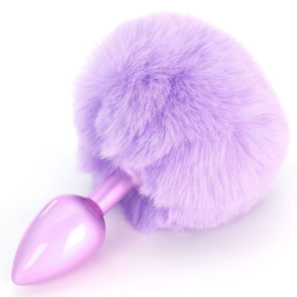 Plug anal Bunnytail morado con suave cola de piel sintética, diseño refinado y cómodo.