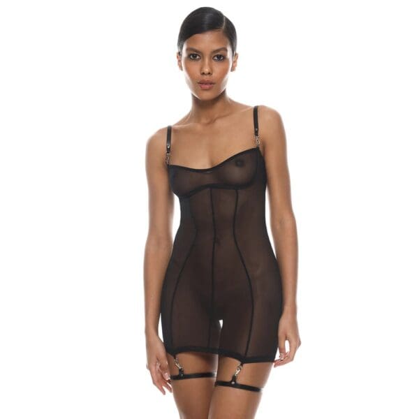 Robe en résille noir ultra-extensible et détails bretelles et jarretières en cuir naturel Noir détails Argentés