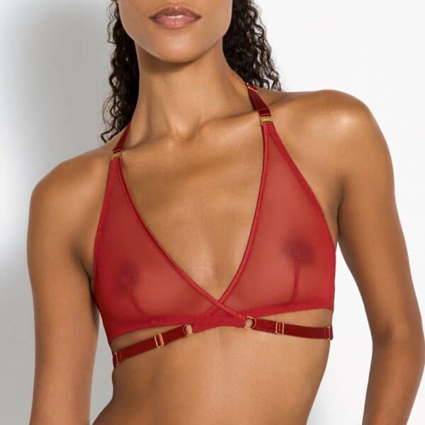 BORDELLE Signature - Soutien-gorge Wrap Rouge Soutien-Gorge Rouge Brulé en maille douce et transparente élastiques larges en satin bretelles réglables détail sur le dos et sous-bande entièrement réglables pour un ajustement sur-mesure. Fermeture élégante avec des crochets en forme de cygne, plaqués or 24 carats, sur les coutures latérales.