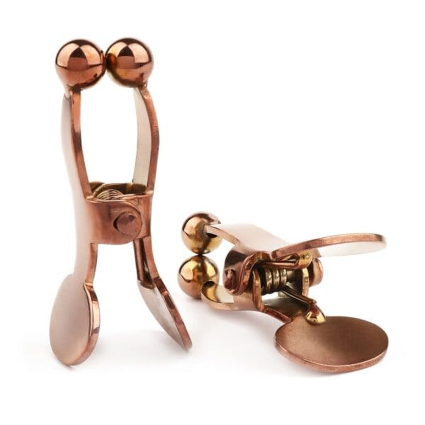 Brustklammern aus Edelstahl Rose Gold Verschluss Federmechanismus Metallkugeln fügen eine progressive Zugwirkung hinzu