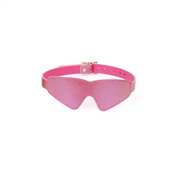 LIEBE SEELE Lustre Rosa Маска из блестящей розовой кожи с охватывающей формой, регулируемым ремешком и тщательной отделкой, представленная на белом фоне в виде товара.