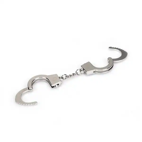 LIEBE SEELE finger cuffs in silver-plated metal linked by a fine chain, presented on a white background.