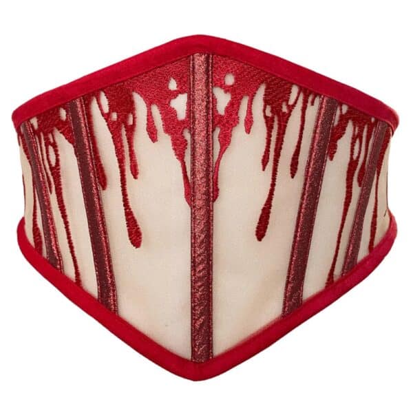 Cinturón Corsé CRIMSON EMPTY BLACK Brigade Mondaine Paris Cinturón corsé CRIMSON EMPTY BLACK ofrecido por Brigade Mondaine Paris, cinturón rojo de tul transparente bordado con motivos de gotas brillantes, líneas verticales estructuradas y acabados limpios.