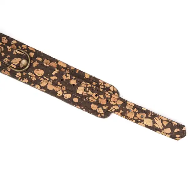 LIEBE SEELE Collar con Correa de Corcho Café en Birgade Mondaine Paris