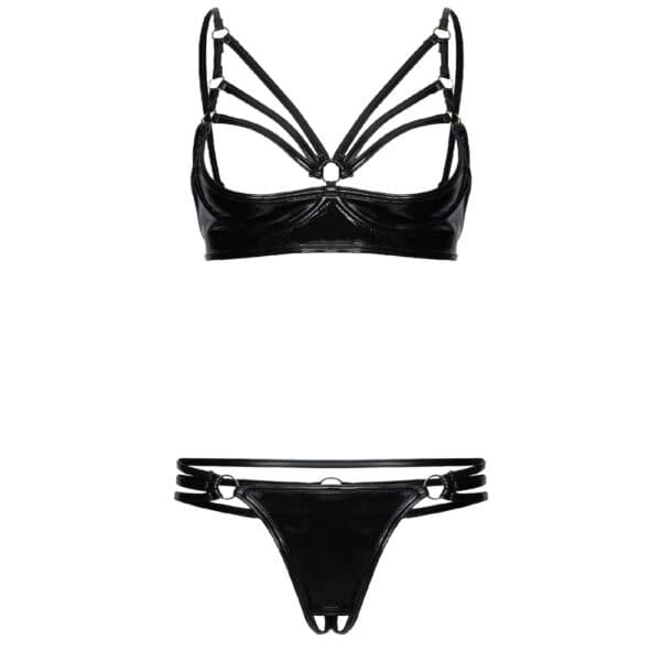 Dessous-Set datex schwarz, offener BH Brigade Mondaine Paris Model trägt ein zweiteiliges Set aus schwarzem Latex mit einem offenen BH mit grafischen Riemen und einem tief ausgeschnittenen Strumpf, der die Silhouette betont.