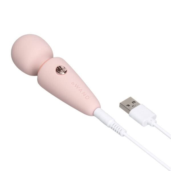 WAND mini, compact stimulator | Brigade Mondaine Paris WAND mini massage with rounded design and soft finish, presented in a compact version, offered by Brigade Mondaine Paris. Electric Sextoys