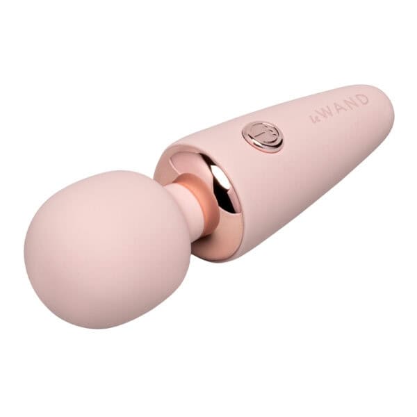 WAND mini, compact stimulator | Brigade Mondaine Paris WAND mini massage with rounded design and soft finish, presented in a compact version, offered by Brigade Mondaine Paris. Electric Sextoys