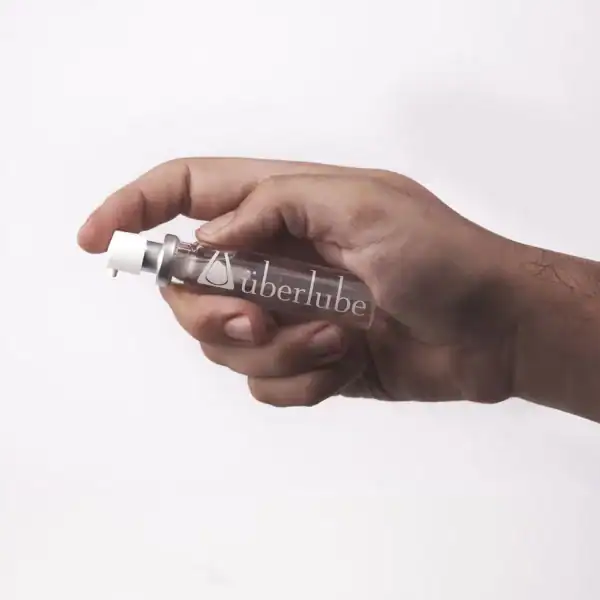 15 ml - frasco - mano - hombre - 1-1